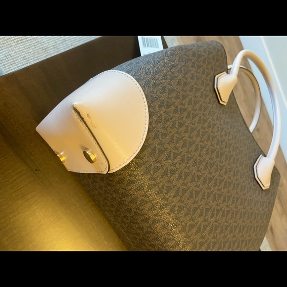 Michael Kors Mercer Gallery Small Signature Logo Satchel - brown/soft pink - Picture 8 of 11